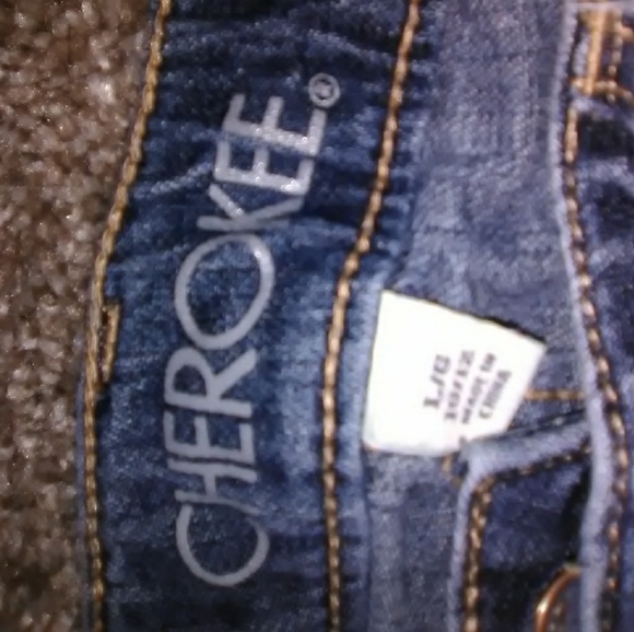 Cherokee Jean Summer Shorts - Picture 2 of 7